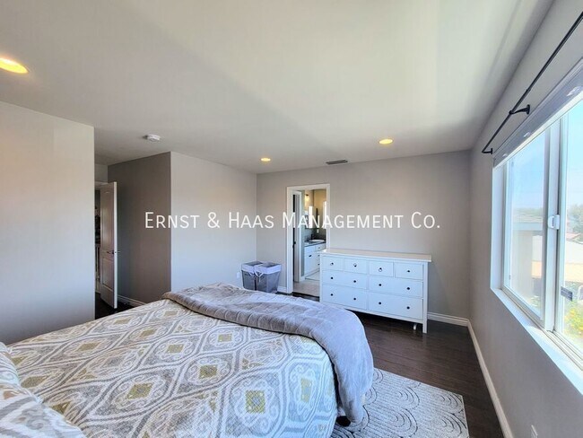 Building Photo - 15616 Firmona Ave