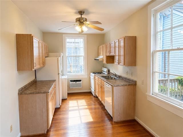 Building Photo - 5106 Danneel St