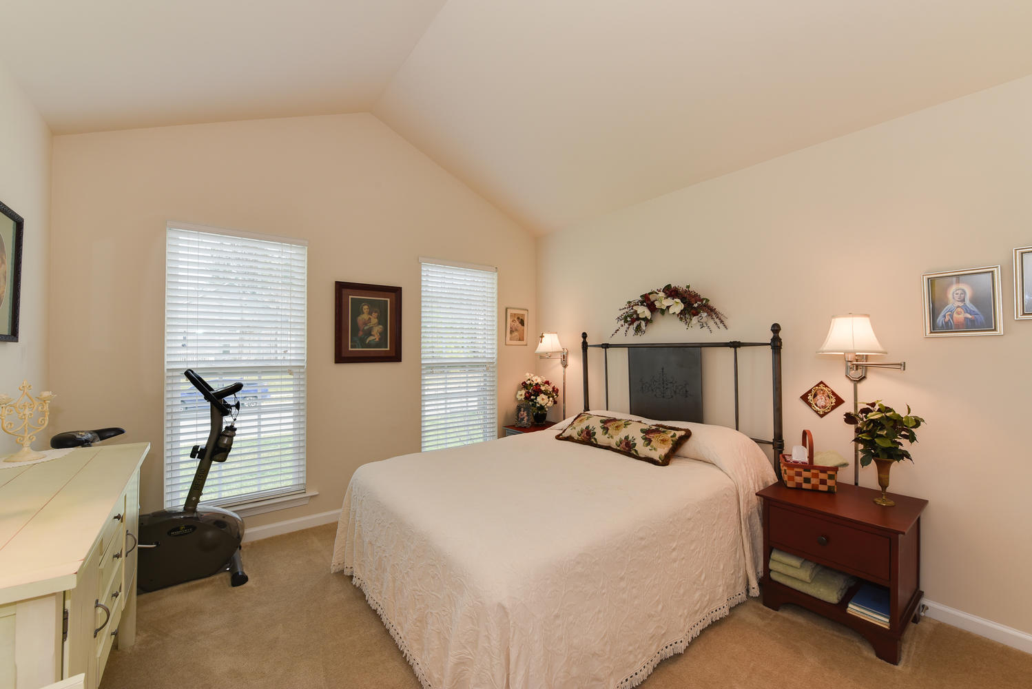 Building Photo - 13318 Beacon Hill Way