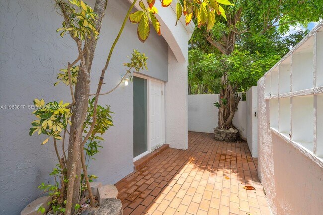 Building Photo - 20908 Leeward Ct