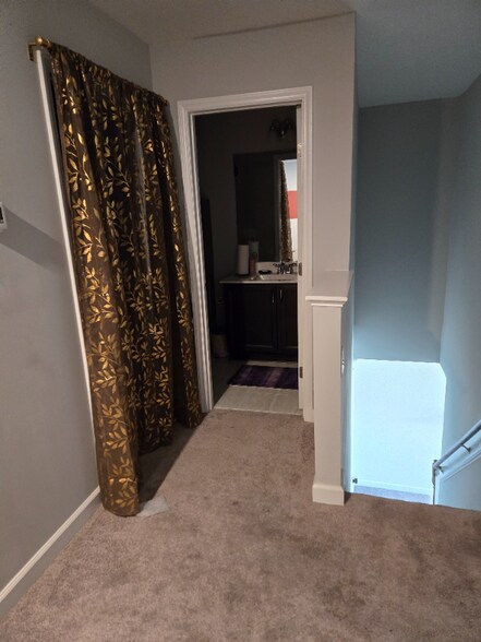 Building Photo - 370 Holly Grove Dr