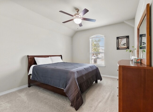 Building Photo - 307 Acadia Ln