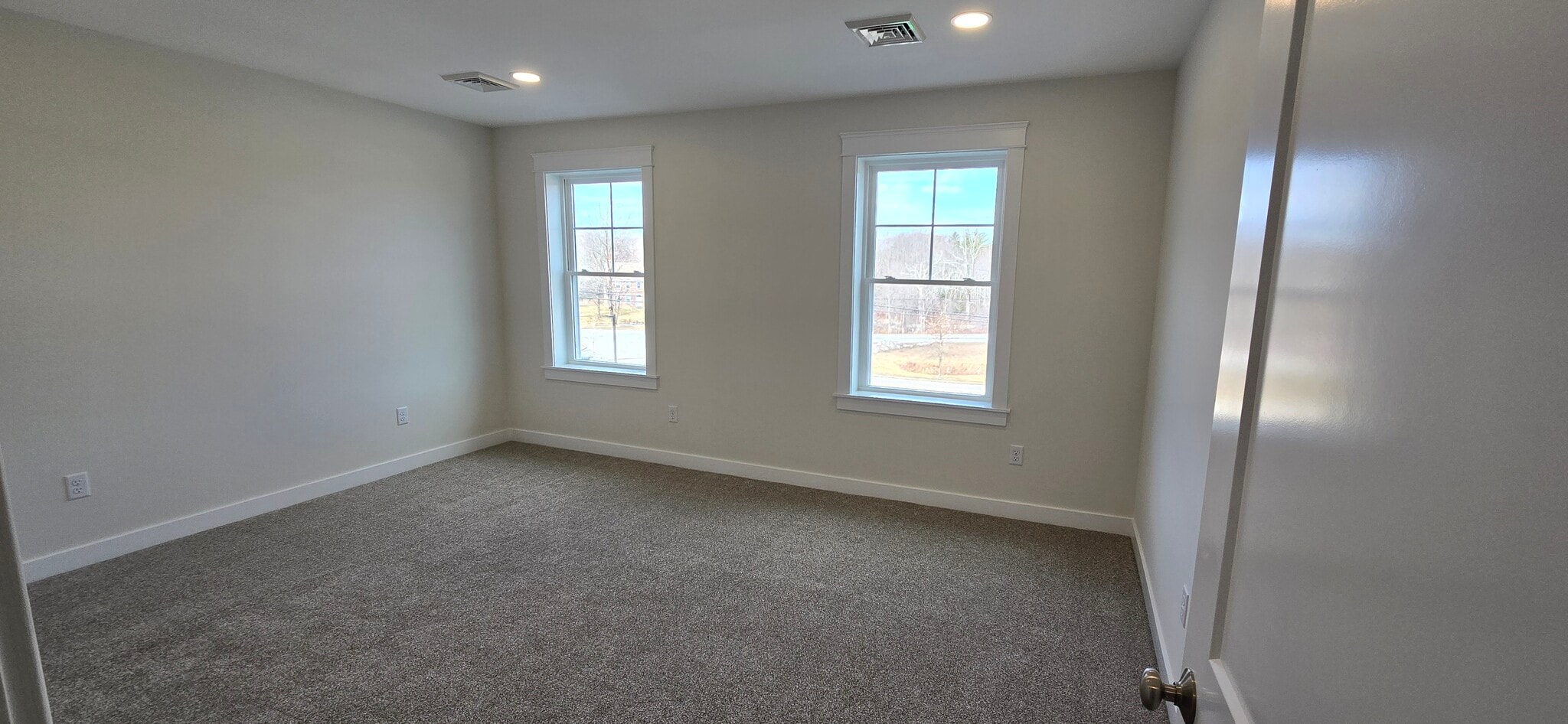 Spare Room - office/guest room - 603 Portsmouth Ave