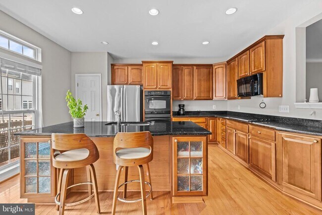 Building Photo - 2229 Potomac Club Pkwy