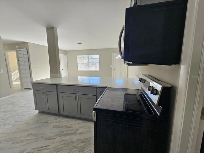 Building Photo - 1621 17th St E