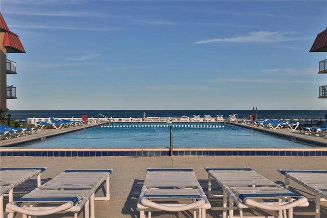 Building Photo - 3801 S Atlantic Ave