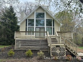 Building Photo - 2042 Hawksbill Rd