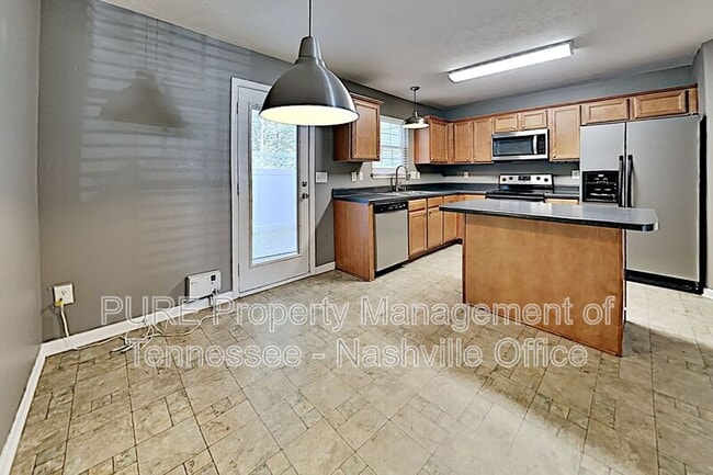 Building Photo - 2042 Shaylin Loop