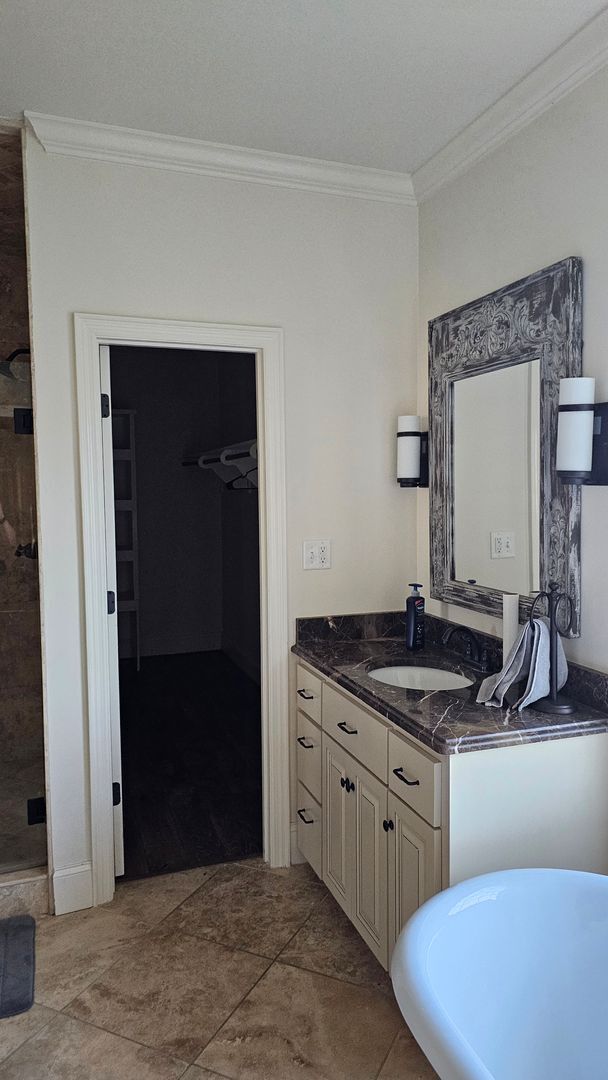 Building Photo - Beautiful home in Carlton Ridge S/D