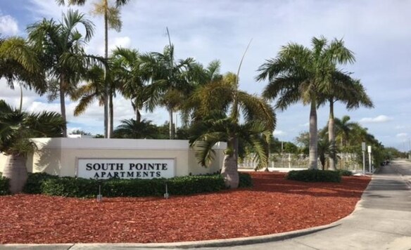 Building Photo - South Point Apartments