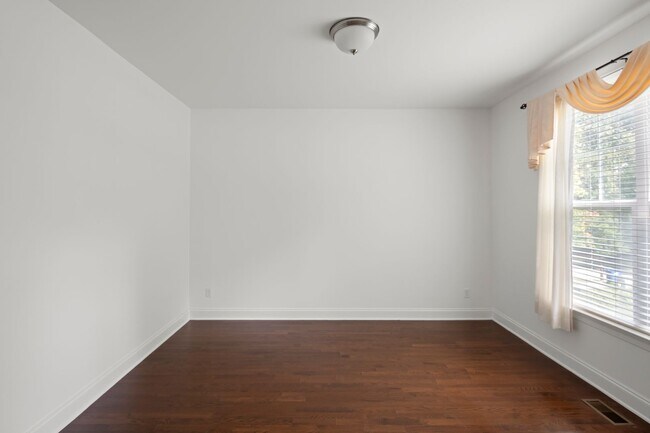 Building Photo - 541 Welsh Partridge Cir