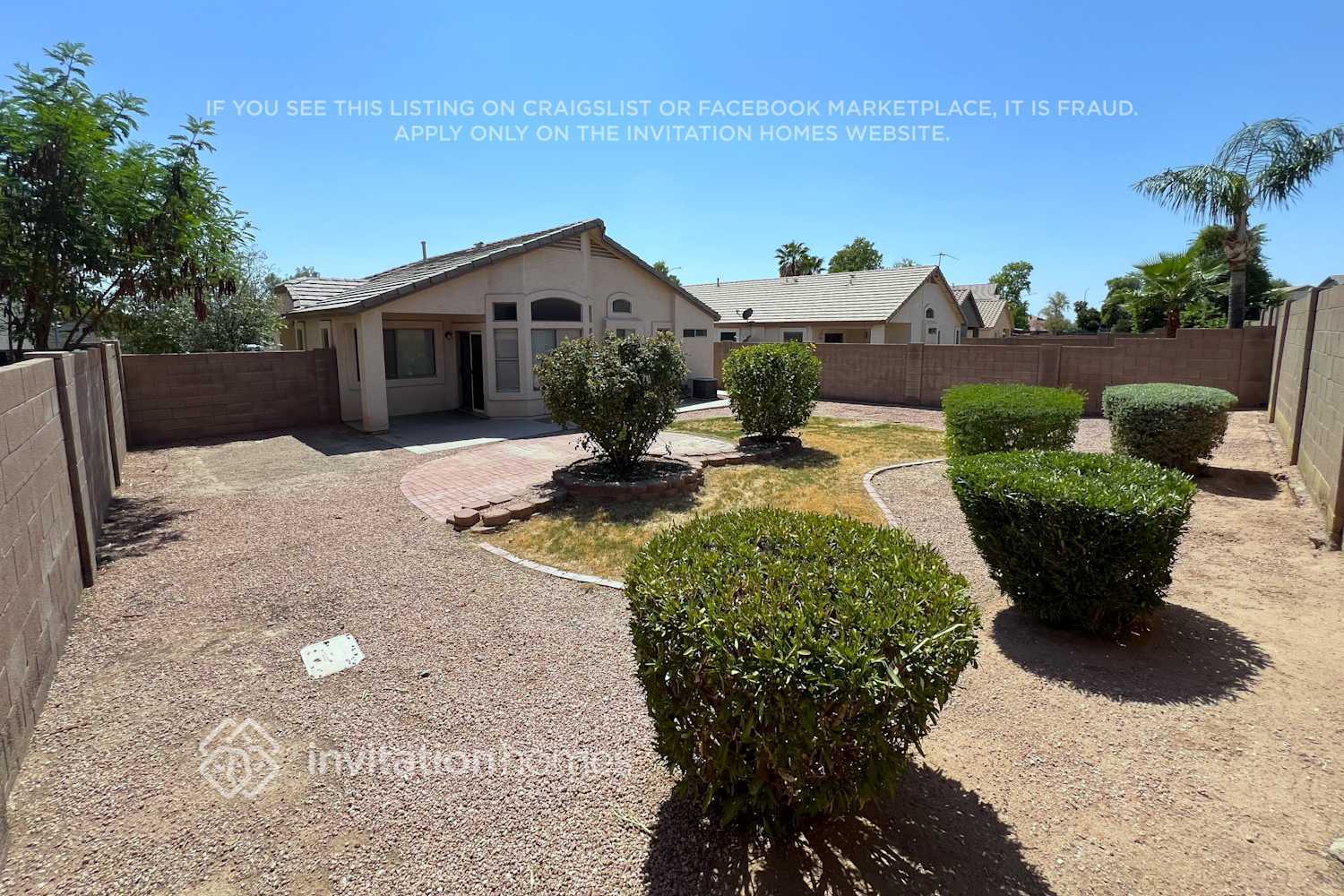 Building Photo - 11442 E Pronghorn Ave