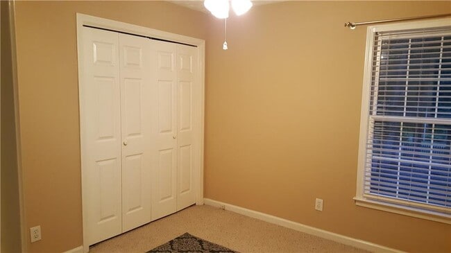 Building Photo - 2807 Forest Wood Dr