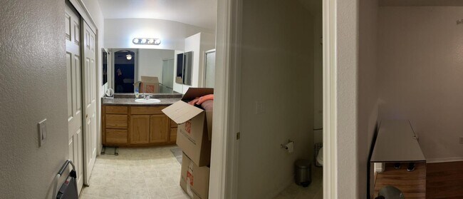 Building Photo - 360 S Blagg Rd