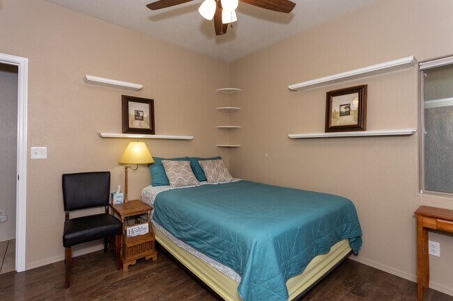 Building Photo - 7236 Pinnacle Pass Dr