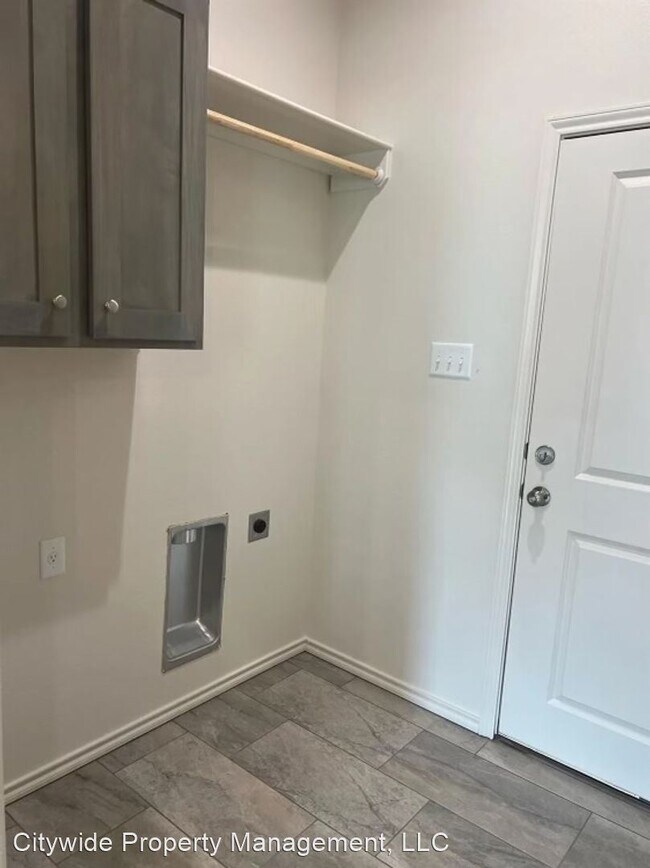 Building Photo - 3 br, 2 bath House - 2604 136th Street