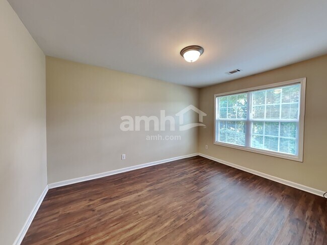 Building Photo - 6433 Grand Hickory Dr