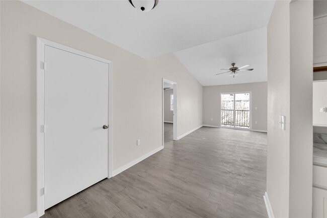 Building Photo - 12619 Ashford Meadow Dr