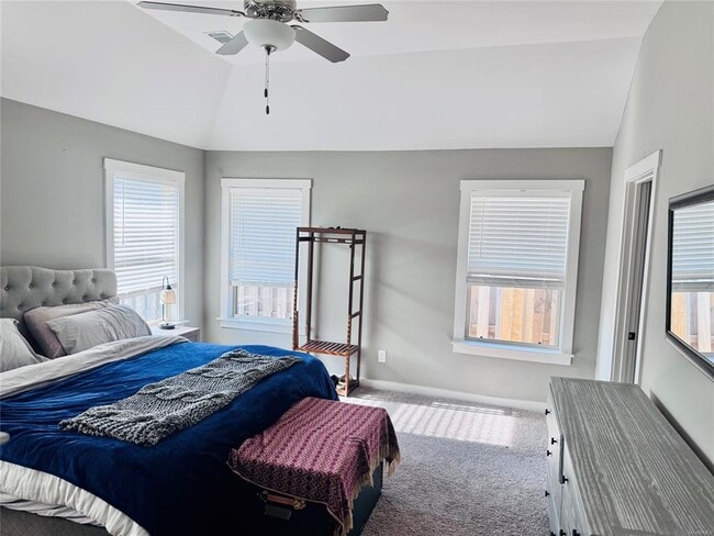 Building Photo - 730 Hedgefield Way