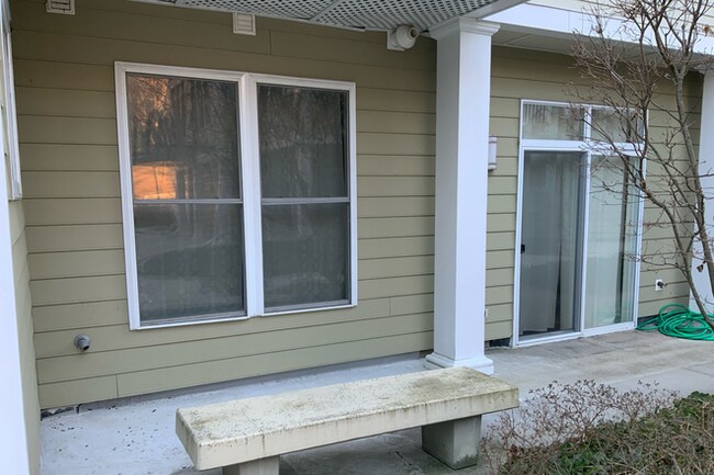 Building Photo - 1.0 bedroom in Cambridge Massachusetts 02138