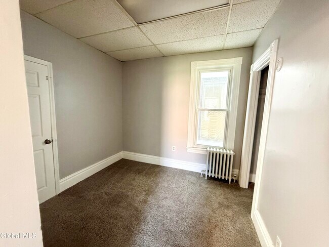 Building Photo - 741 Hudson Ave