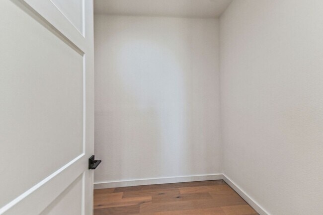 Building Photo - New Construction Townhome For Lease