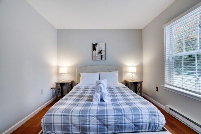 Building Photo - 49 Driftwood Dr