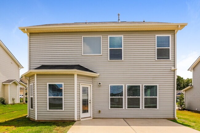 Building Photo - 934 Lakemont Dr