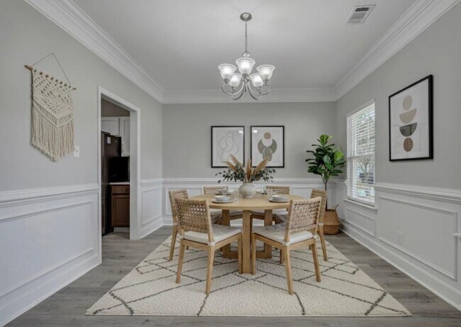 Building Photo - 1 Sunny Ct