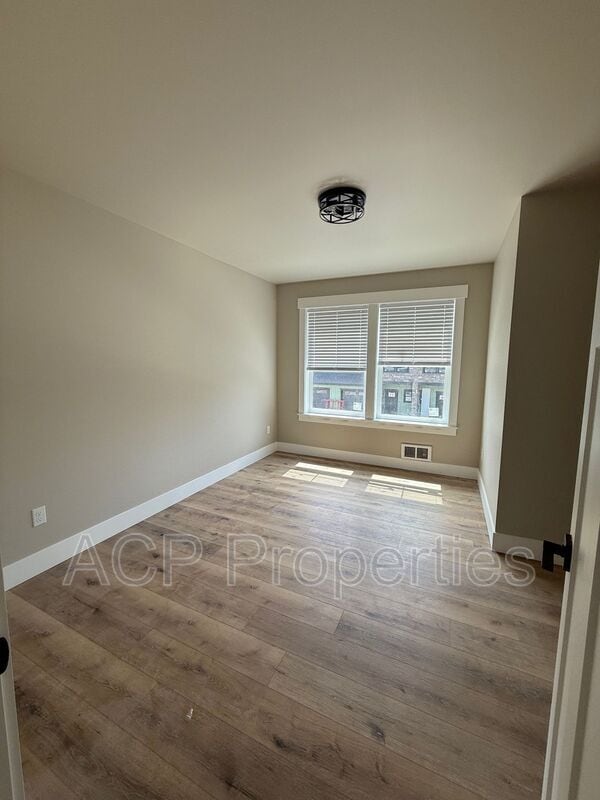 Building Photo - 2201 DeJong Dr