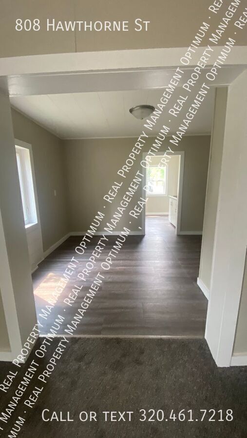 Building Photo - 808 Hawthorne St