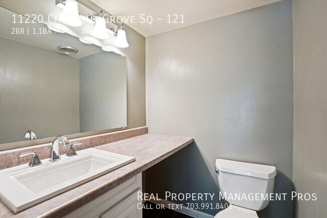 Building Photo - 11220 Chestnut Grove Square