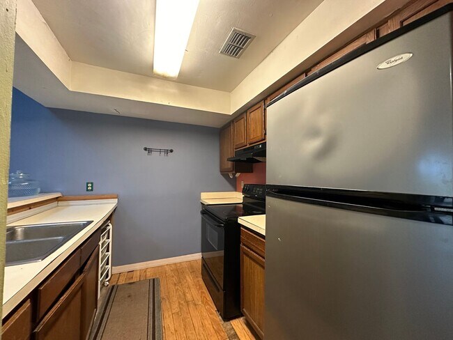Building Photo - 12270 Fox Hound Ln