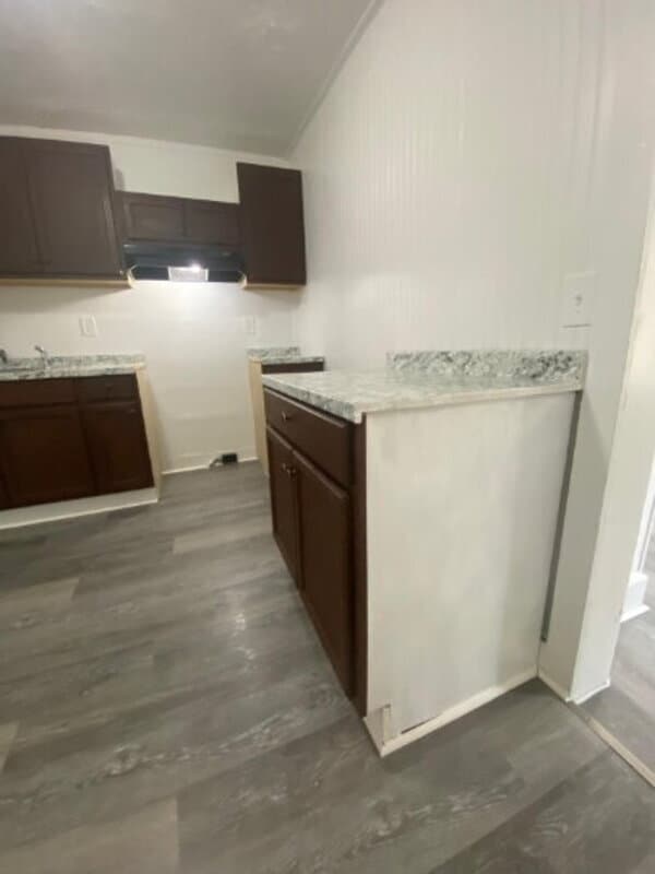 Building Photo - 511 Alford St