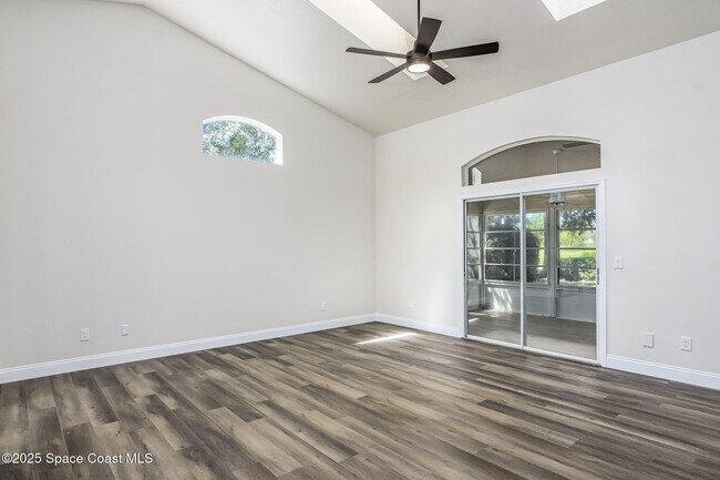 Building Photo - 480 Prestwick Ct