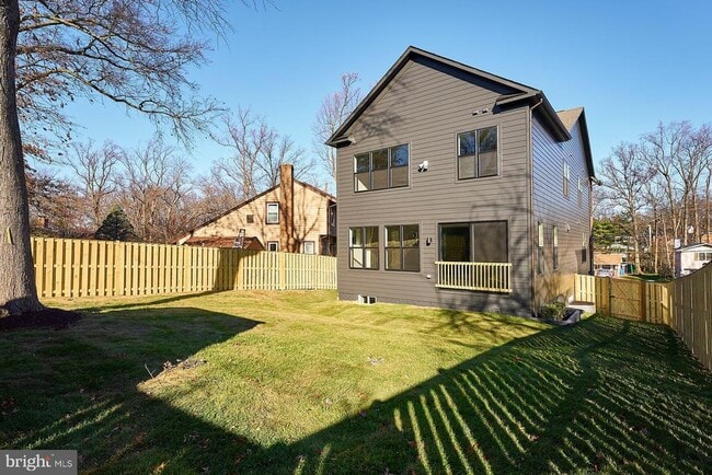 Building Photo - 6845 Churchill Rd