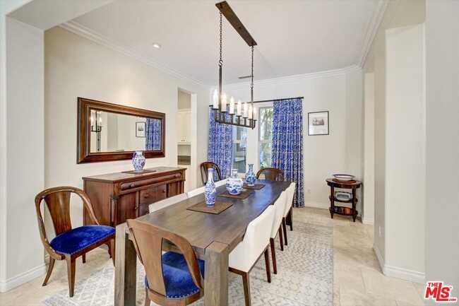 Building Photo - 2860 Dewdrop Pl