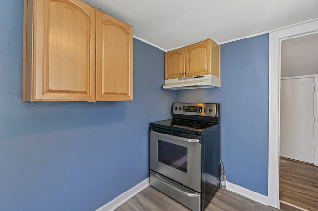 Building Photo - 1310 Alki Ave SW