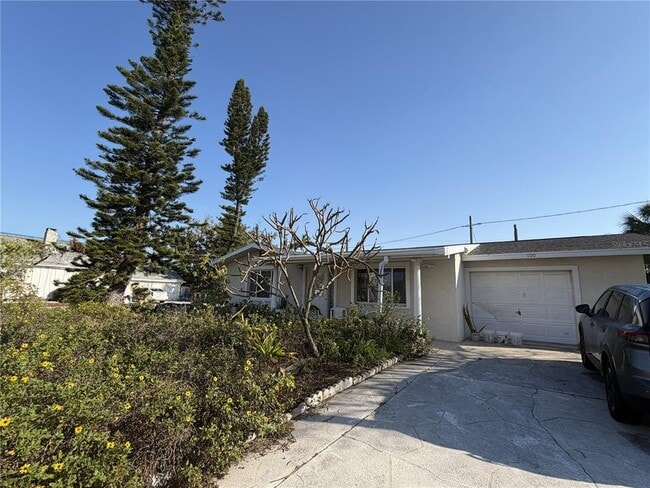 Building Photo - 100 Boca Ciega Dr