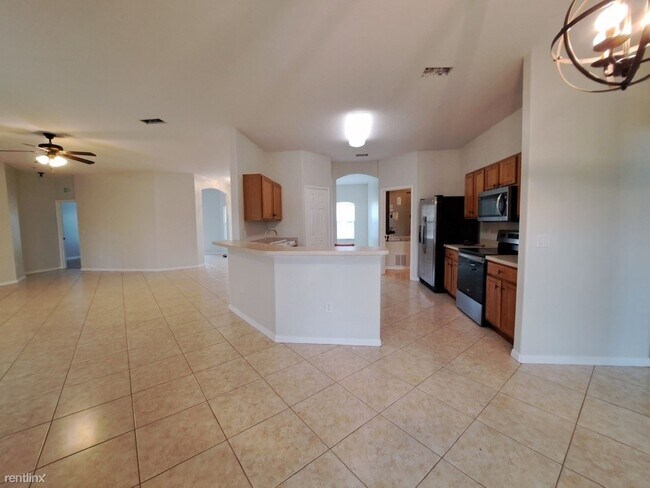 Building Photo - 4 br, 2 bath House - 17 Renfro Ln
