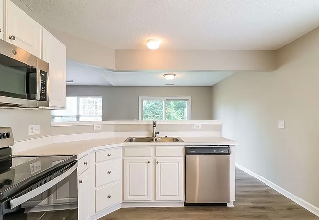 Building Photo - 4316 Viewmont Dr