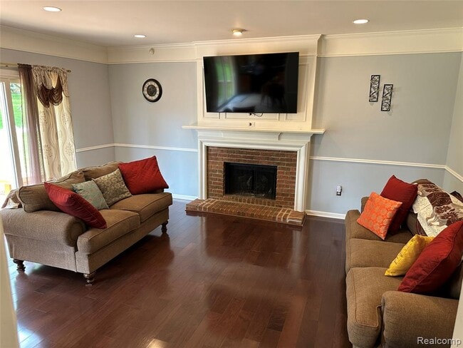 Building Photo - 1141 Sandy Ridge Dr