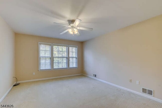 Building Photo - 403 Taggert Dr