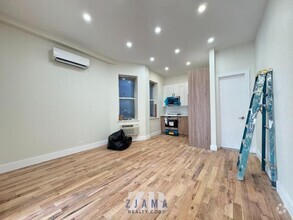 Building Photo - 2 bedroom in Brooklyn NY 11226