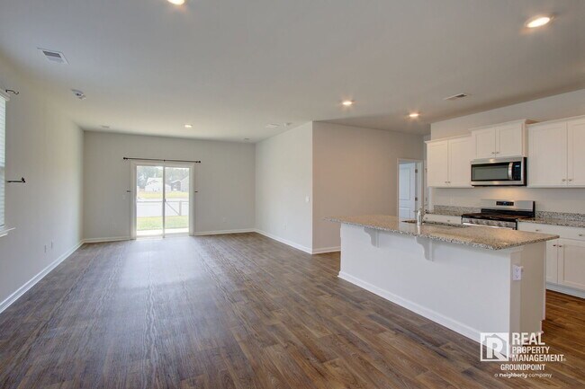 Building Photo - 113 Hillsford Ln
