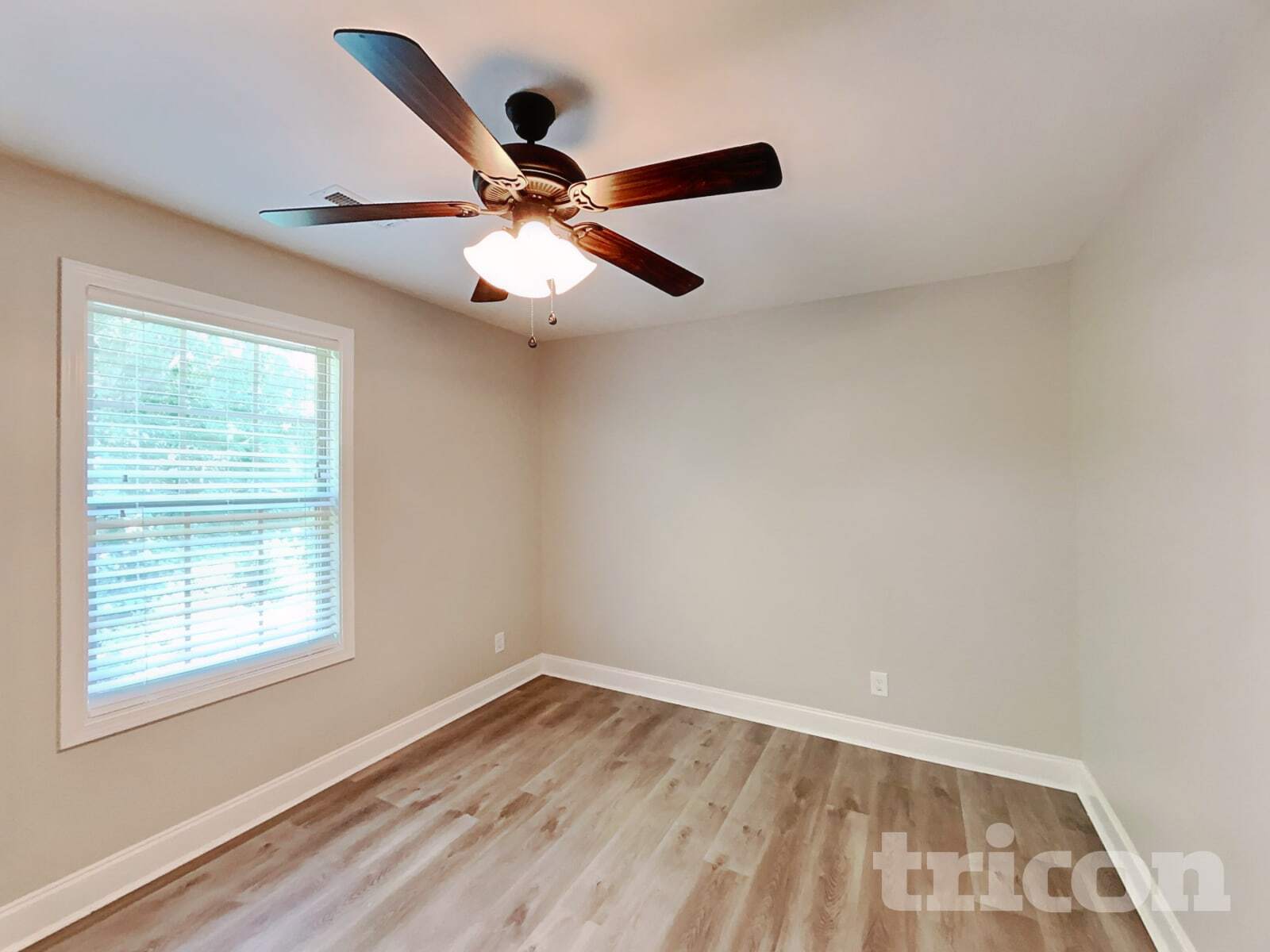 Building Photo - 646 Fox Hound Dr