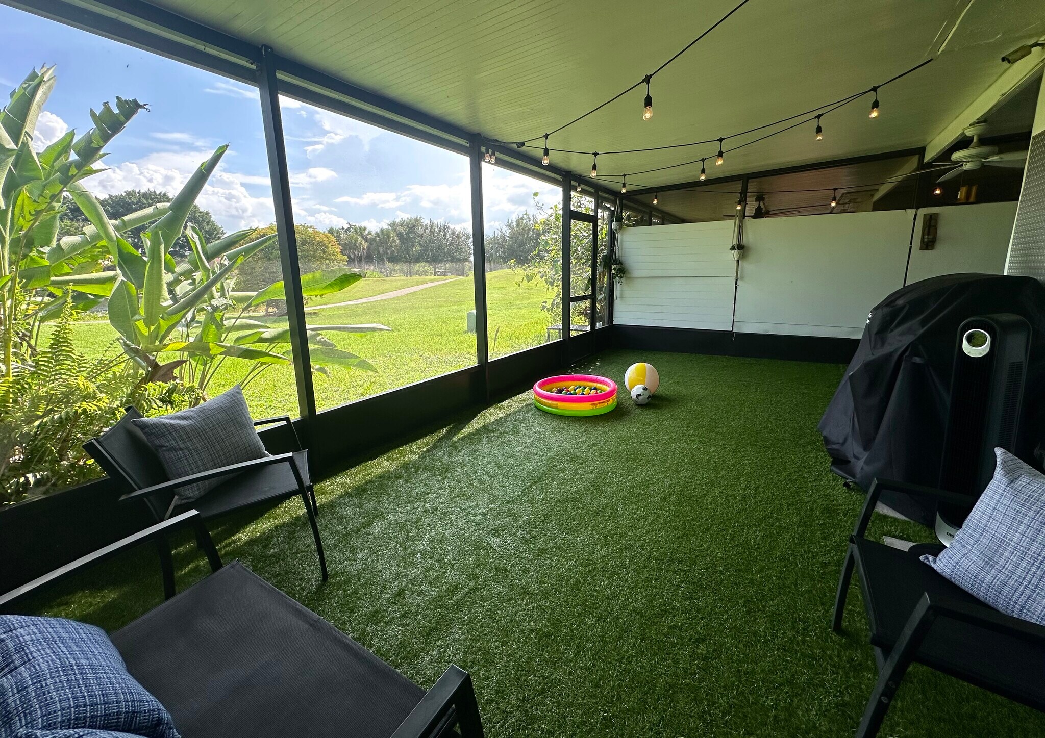 Building Photo - 8101 SW 22nd Ct