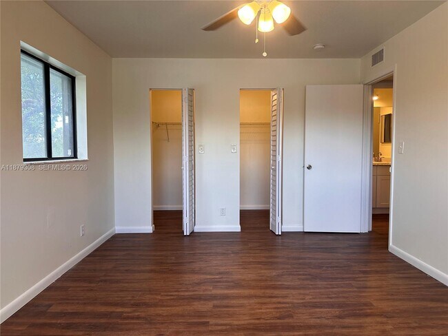 Building Photo - 19700 SW 103rd Ct