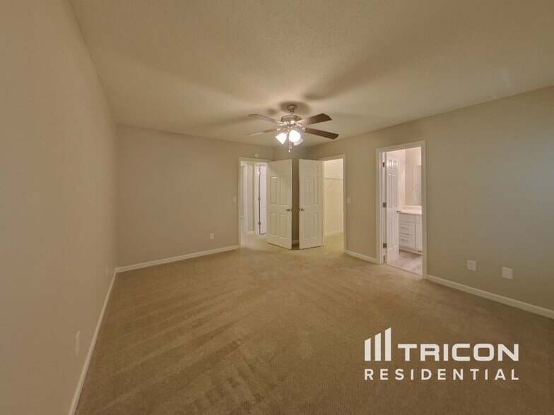 Building Photo - 116 Glenshannon Dr