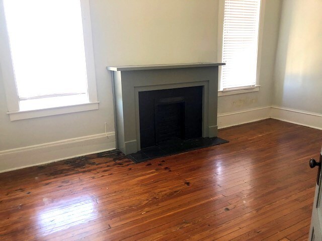 Building Photo - 402 E Bolton St